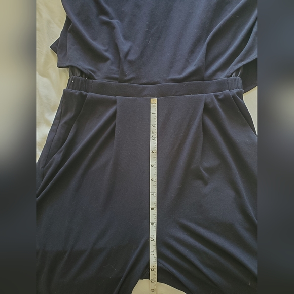 UNIQLO NAVY JUMPSUIT - Picture 3 of 5